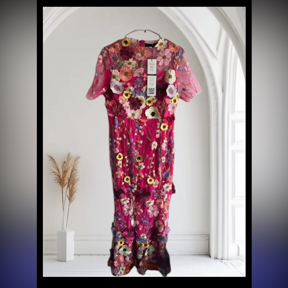 Taylor Swift Pink Floral Dress long flower